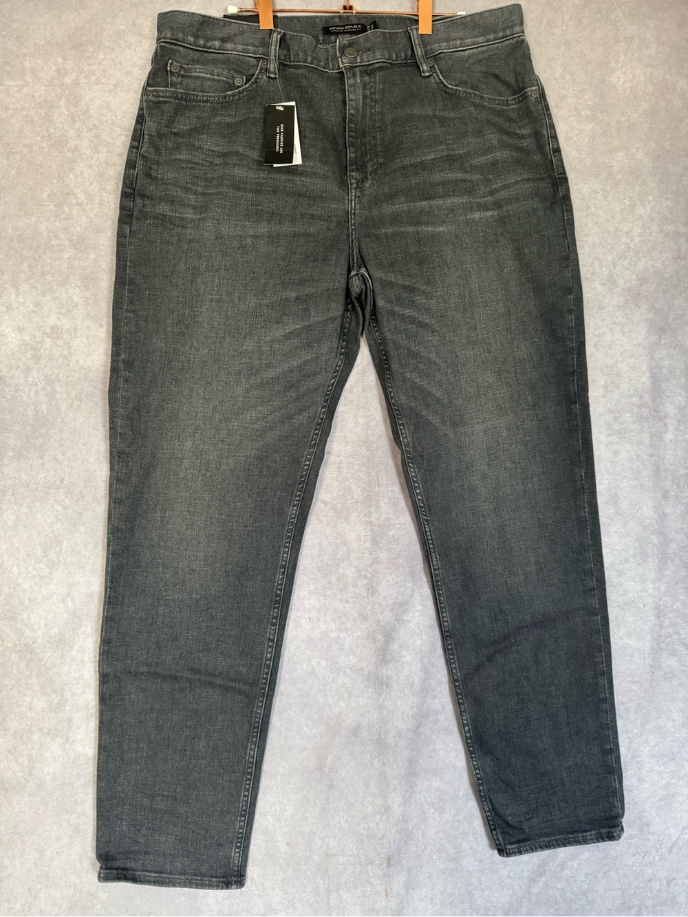 Banana Republic Jeans Mens 36x32 Black Denim Athletic Tapered Rapid Movement